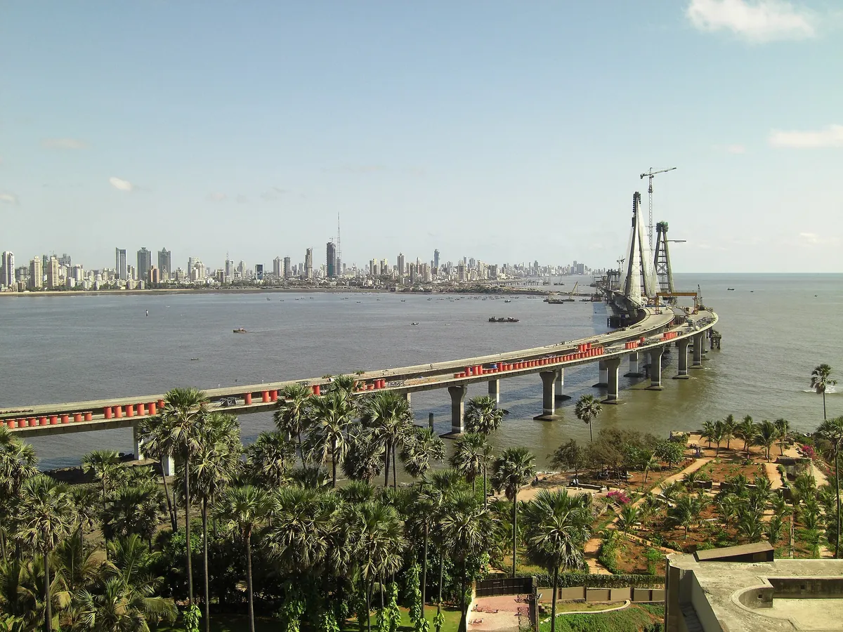 Coastal promenade view of the Bandra–Worli Sea Link, Mumbai